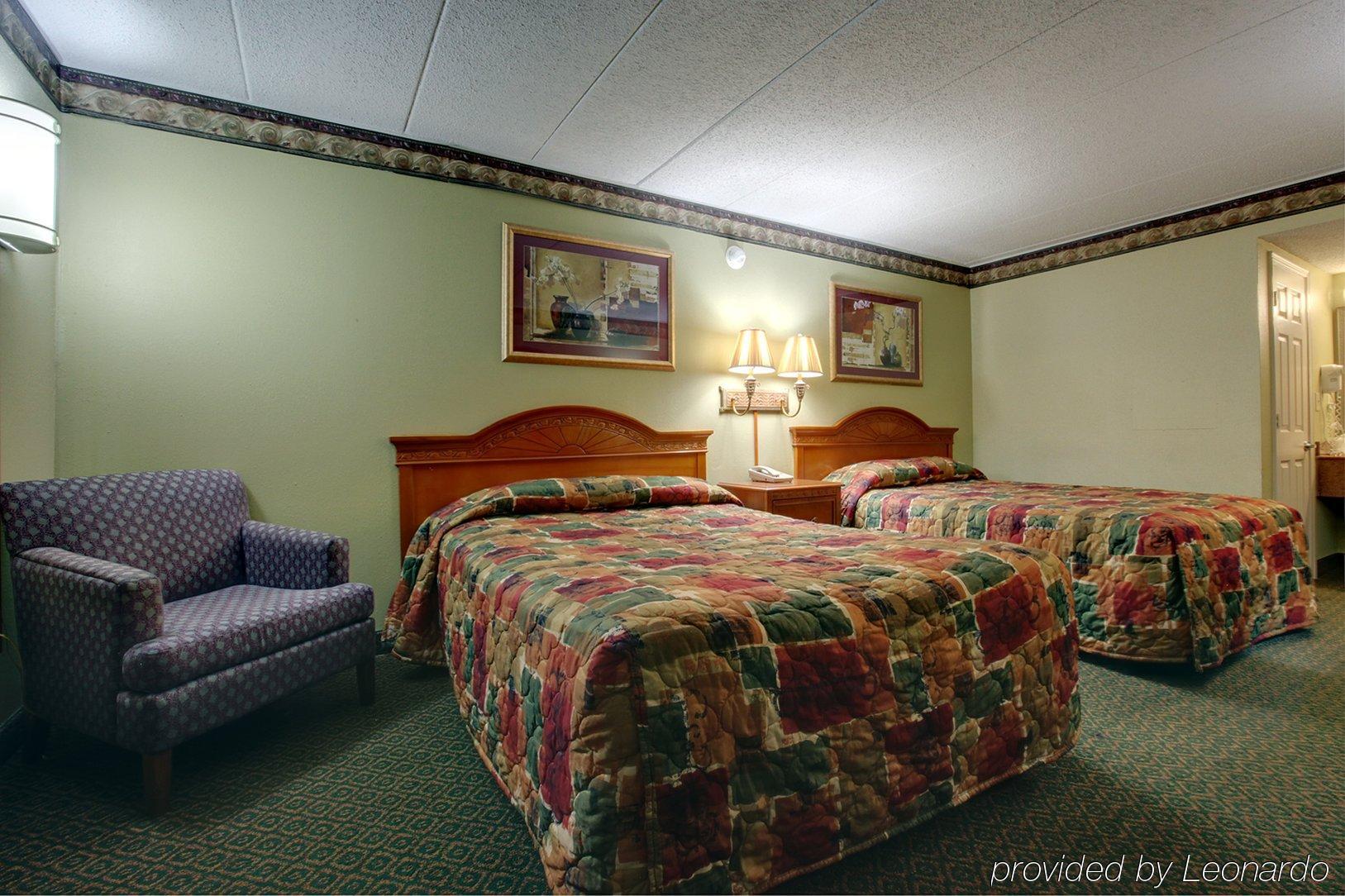 Americas Best Value Inn St. Louis Downtown Room photo