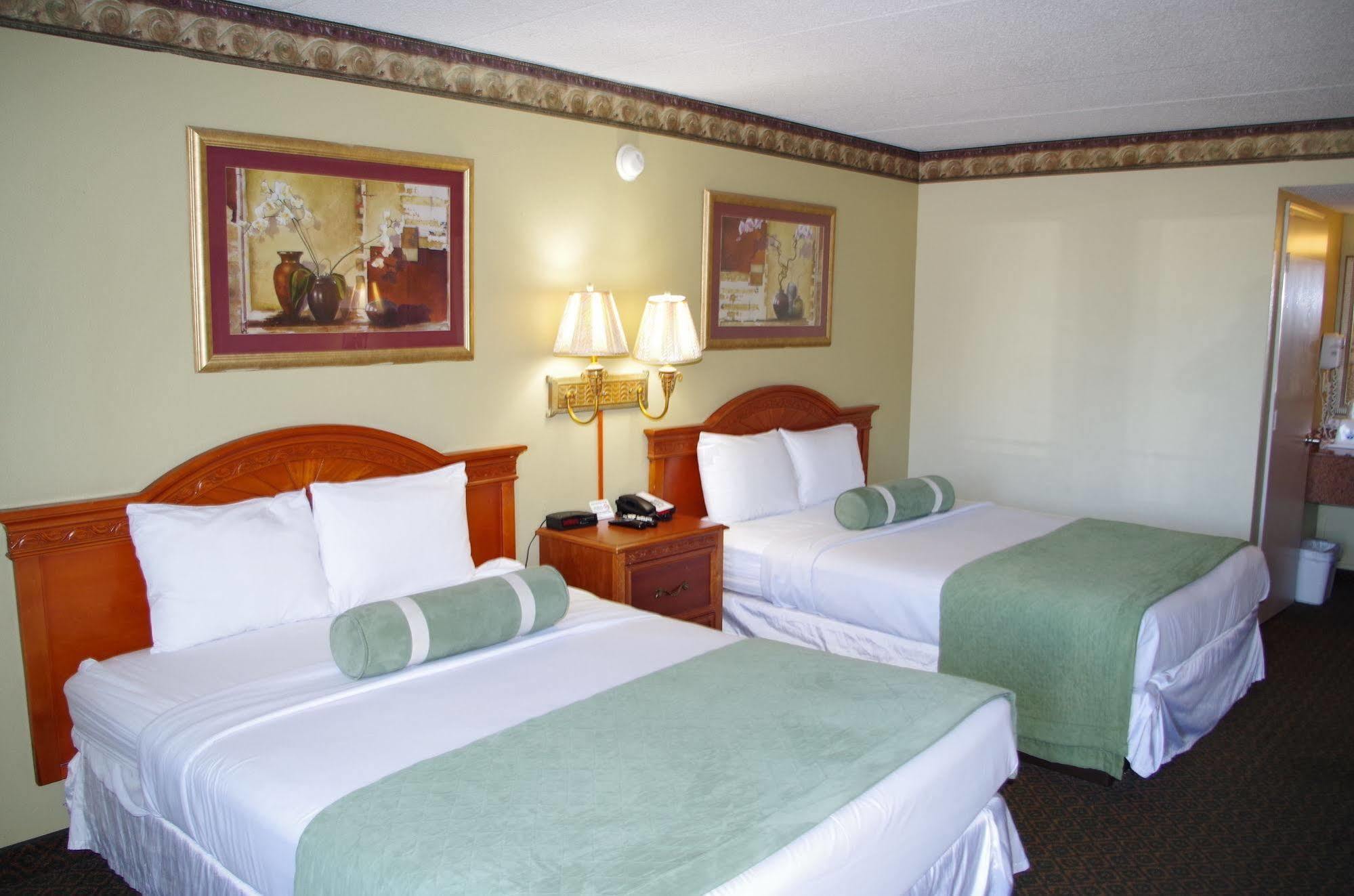 Americas Best Value Inn St. Louis Downtown Exterior photo